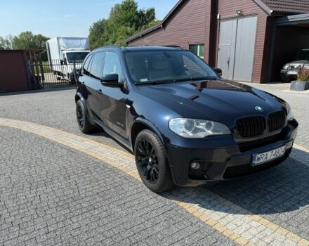 Синий БМВ Х5, объемом двигателя 3 л и пробегом 241 тыс. км за 4100 $, фото 5 на Automoto.ua