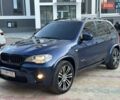Синий БМВ Х5, объемом двигателя 2.98 л и пробегом 303 тыс. км за 13800 $, фото 1 на Automoto.ua