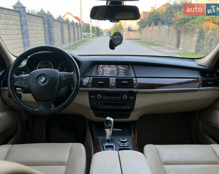 Синий БМВ Х5, объемом двигателя 3 л и пробегом 275 тыс. км за 16450 $, фото 34 на Automoto.ua