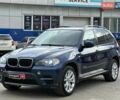 Синій БМВ Х5, об'ємом двигуна 3 л та пробігом 300 тис. км за 13140 $, фото 1 на Automoto.ua