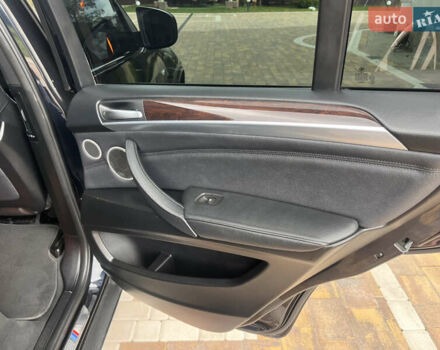 Синий БМВ Х5, объемом двигателя 3 л и пробегом 280 тыс. км за 21000 $, фото 9 на Automoto.ua
