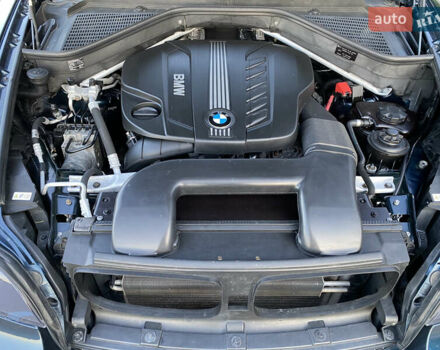 Синий БМВ Х5, объемом двигателя 2.99 л и пробегом 240 тыс. км за 25000 $, фото 22 на Automoto.ua