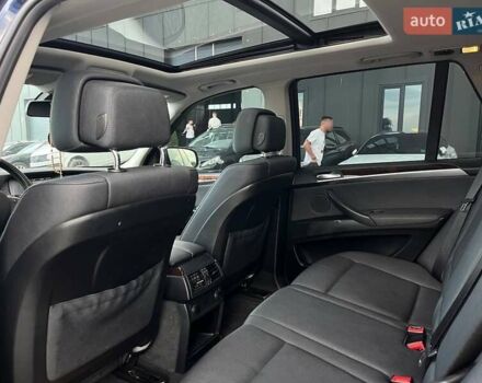 Синій БМВ Х5, об'ємом двигуна 3 л та пробігом 302 тис. км за 13490 $, фото 23 на Automoto.ua