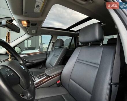 Синій БМВ Х5, об'ємом двигуна 3 л та пробігом 302 тис. км за 13490 $, фото 24 на Automoto.ua