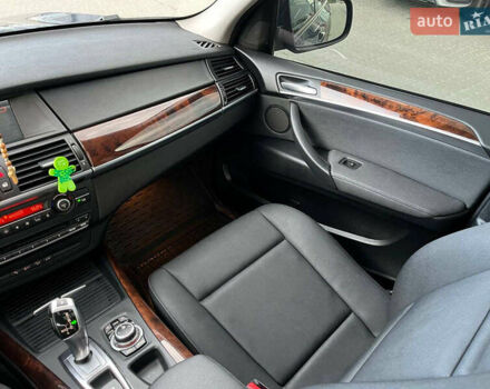 Синій БМВ Х5, об'ємом двигуна 3 л та пробігом 302 тис. км за 13490 $, фото 18 на Automoto.ua