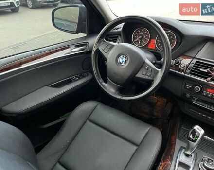 Синій БМВ Х5, об'ємом двигуна 3 л та пробігом 302 тис. км за 13490 $, фото 17 на Automoto.ua