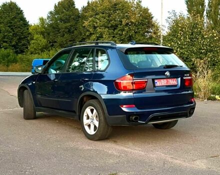 Синій БМВ Х5, об'ємом двигуна 3 л та пробігом 300 тис. км за 10600 $, фото 1 на Automoto.ua