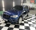 Синий БМВ Х5, объемом двигателя 2.98 л и пробегом 260 тыс. км за 15000 $, фото 1 на Automoto.ua