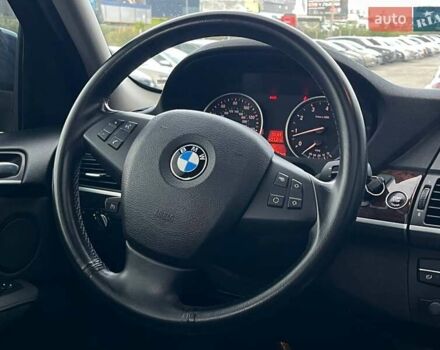 Синій БМВ Х5, об'ємом двигуна 3 л та пробігом 302 тис. км за 13490 $, фото 16 на Automoto.ua