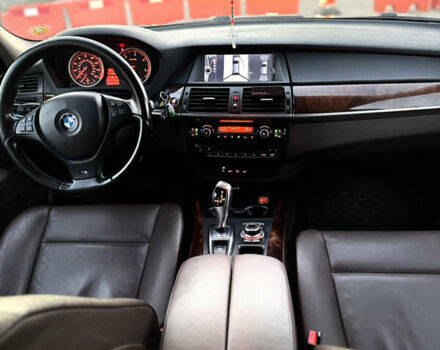 Синій БМВ Х5, об'ємом двигуна 2.99 л та пробігом 300 тис. км за 16800 $, фото 11 на Automoto.ua