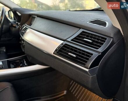 Синий БМВ Х5, объемом двигателя 2.98 л и пробегом 377 тыс. км за 12200 $, фото 20 на Automoto.ua