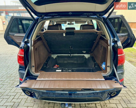 Синій БМВ Х5, об'ємом двигуна 2.99 л та пробігом 300 тис. км за 16800 $, фото 28 на Automoto.ua