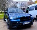Синий БМВ Х5, объемом двигателя 3 л и пробегом 150 тыс. км за 13700 $, фото 1 на Automoto.ua