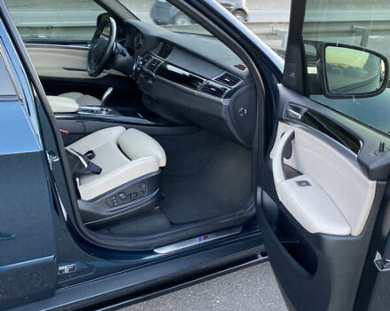 Синий БМВ Х5, объемом двигателя 2.99 л и пробегом 240 тыс. км за 25000 $, фото 13 на Automoto.ua