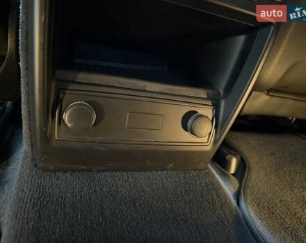 БМВ Х5 2012 в Днепре (Днепропетровске) на Automoto.ua Синий БМВ Х5, объемом двигателя 2.99 л и пробегом 175 тыс. км за 20900 $, фото 36 на Automoto.ua