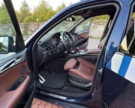 Синій БМВ Х5, об'ємом двигуна 3 л та пробігом 217 тис. км за 4500 $, фото 8 на Automoto.ua