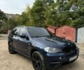 Синий БМВ Х5, объемом двигателя 3 л и пробегом 220 тыс. км за 13500 $, фото 1 на Automoto.ua
