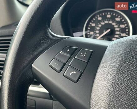 Синій БМВ Х5, об'ємом двигуна 3 л та пробігом 302 тис. км за 13490 $, фото 28 на Automoto.ua
