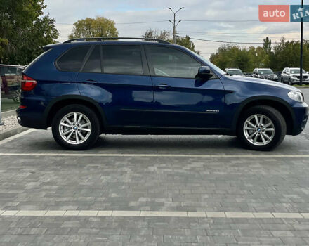 Синій БМВ Х5, об'ємом двигуна 3 л та пробігом 215 тис. км за 18000 $, фото 4 на Automoto.ua