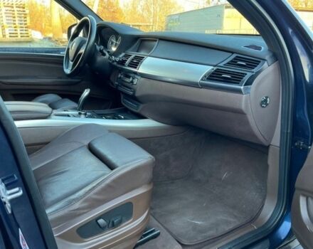 Синий БМВ Х5, объемом двигателя 3 л и пробегом 217 тыс. км за 4300 $, фото 10 на Automoto.ua