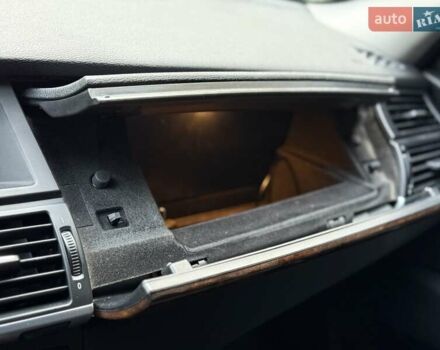 БМВ Х5 2012 в Днепре (Днепропетровске) на Automoto.ua Синий БМВ Х5, объемом двигателя 2.99 л и пробегом 175 тыс. км за 20900 $, фото 39 на Automoto.ua