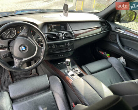 Синий БМВ Х5, объемом двигателя 3 л и пробегом 230 тыс. км за 17700 $, фото 9 на Automoto.ua