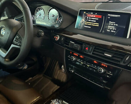 Синий БМВ Х5, объемом двигателя 2.98 л и пробегом 225 тыс. км за 23000 $, фото 2 на Automoto.ua