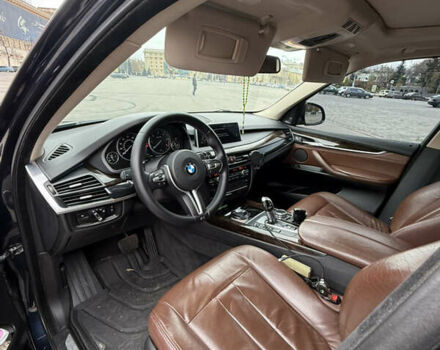 Синий БМВ Х5, объемом двигателя 2.99 л и пробегом 343 тыс. км за 25000 $, фото 3 на Automoto.ua