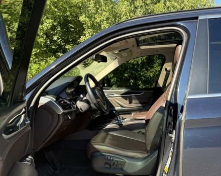 Синій БМВ Х5, об'ємом двигуна 3 л та пробігом 221 тис. км за 30000 $, фото 1 на Automoto.ua