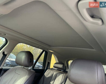 Синий БМВ Х5, объемом двигателя 2.99 л и пробегом 258 тыс. км за 21000 $, фото 6 на Automoto.ua