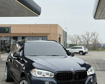 Синий БМВ Х5, объемом двигателя 3 л и пробегом 215 тыс. км за 21000 $, фото 1 на Automoto.ua