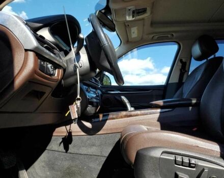 Синий БМВ Х5, объемом двигателя 3 л и пробегом 91 тыс. км за 4900 $, фото 6 на Automoto.ua