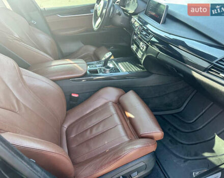 Синій БМВ Х5, об'ємом двигуна 2.99 л та пробігом 252 тис. км за 25500 $, фото 15 на Automoto.ua
