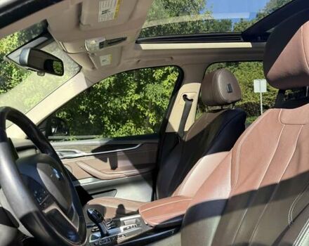 Синій БМВ Х5, об'ємом двигуна 3 л та пробігом 221 тис. км за 30000 $, фото 6 на Automoto.ua