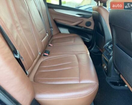 Синій БМВ Х5, об'ємом двигуна 3 л та пробігом 248 тис. км за 26000 $, фото 18 на Automoto.ua