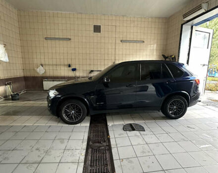 Синий БМВ Х5, объемом двигателя 2.98 л и пробегом 225 тыс. км за 23000 $, фото 4 на Automoto.ua