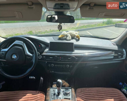 Синій БМВ Х5, об'ємом двигуна 2.98 л та пробігом 171 тис. км за 22977 $, фото 10 на Automoto.ua