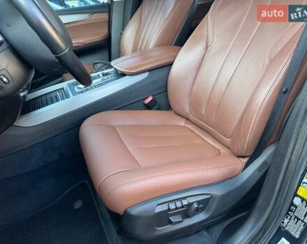 Синій БМВ Х5, об'ємом двигуна 3 л та пробігом 248 тис. км за 26000 $, фото 22 на Automoto.ua