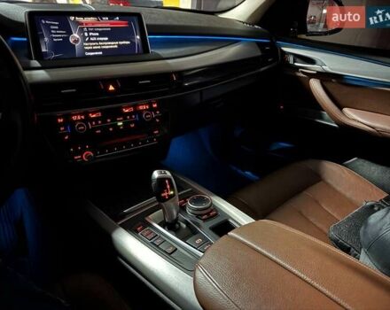 Синій БМВ Х5, об'ємом двигуна 3 л та пробігом 248 тис. км за 26000 $, фото 6 на Automoto.ua