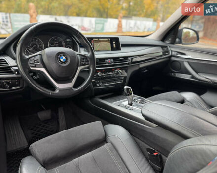 Синій БМВ Х5, об'ємом двигуна 2.99 л та пробігом 206 тис. км за 23400 $, фото 22 на Automoto.ua