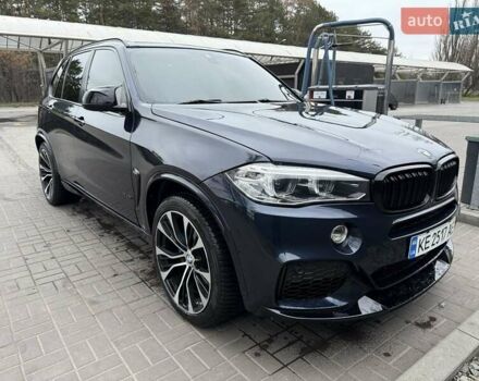 Синій БМВ Х5, об'ємом двигуна 3 л та пробігом 300 тис. км за 28700 $, фото 3 на Automoto.ua