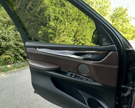 Синий БМВ Х5, объемом двигателя 2.99 л и пробегом 133 тыс. км за 38000 $, фото 68 на Automoto.ua