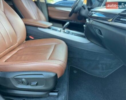 Синій БМВ Х5, об'ємом двигуна 3 л та пробігом 248 тис. км за 26000 $, фото 19 на Automoto.ua