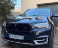 Синій БМВ Х5, об'ємом двигуна 3 л та пробігом 284 тис. км за 19499 $, фото 1 на Automoto.ua