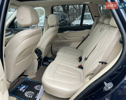 Синій БМВ Х5, об'ємом двигуна 2.98 л та пробігом 263 тис. км за 16000 $, фото 5 на Automoto.ua