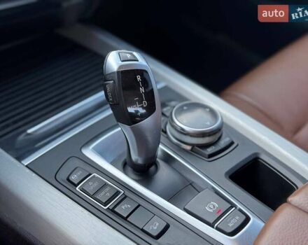 Синій БМВ Х5, об'ємом двигуна 3 л та пробігом 248 тис. км за 26000 $, фото 11 на Automoto.ua