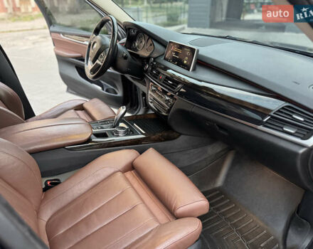 Синій БМВ Х5, об'ємом двигуна 4.39 л та пробігом 122 тис. км за 31800 $, фото 14 на Automoto.ua