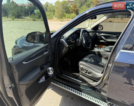 Синій БМВ Х5, об'ємом двигуна 2.99 л та пробігом 178 тис. км за 27000 $, фото 8 на Automoto.ua