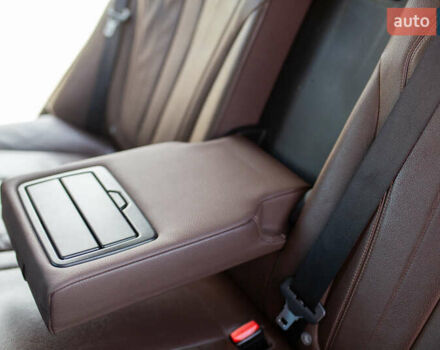 БМВ Х5 2015 в Тернополе на Automoto.ua Синий БМВ Х5, объемом двигателя 2.99 л и пробегом 280 тыс. км за 27000 $, фото 10 на Automoto.ua