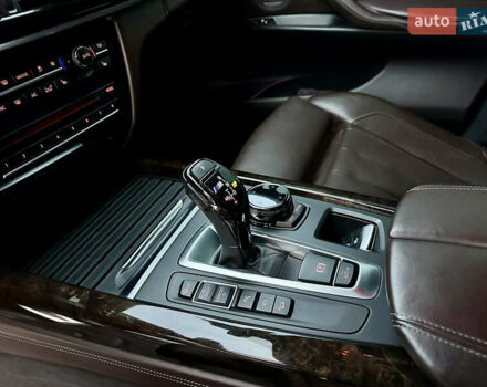 Синій БМВ Х5, об'ємом двигуна 4.4 л та пробігом 143 тис. км за 33999 $, фото 28 на Automoto.ua